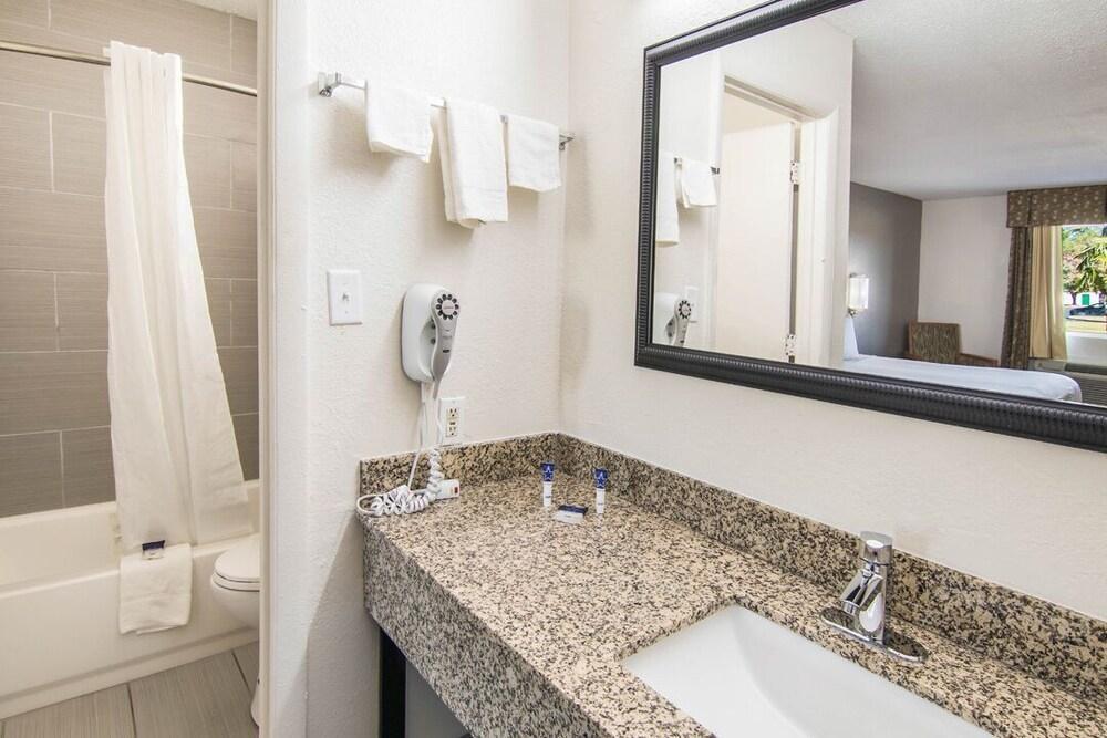 Motel 6 Harrisburg Pa Near Pa Expo Center Экстерьер фото