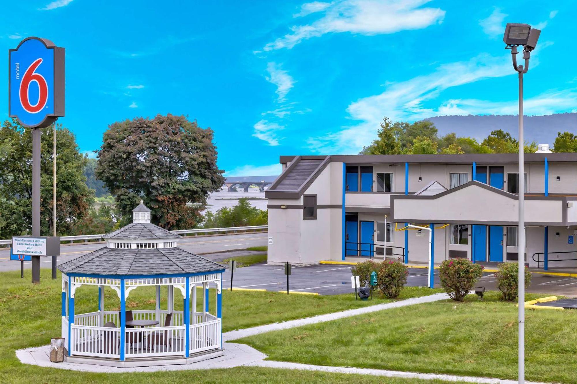Motel 6 Harrisburg Pa Near Pa Expo Center Экстерьер фото