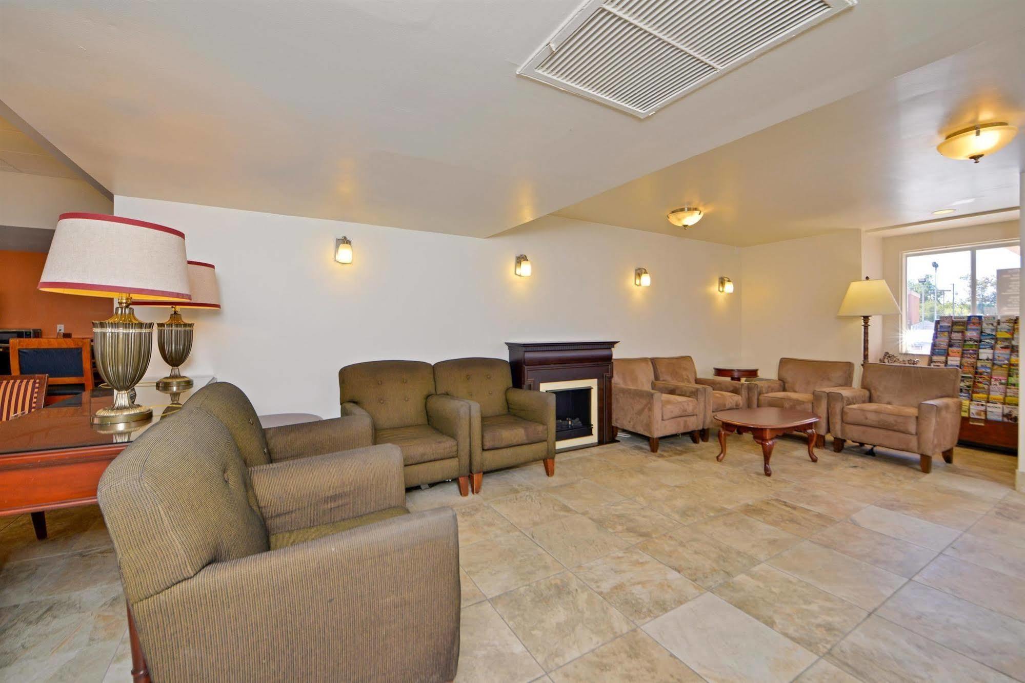 Motel 6 Harrisburg Pa Near Pa Expo Center Экстерьер фото