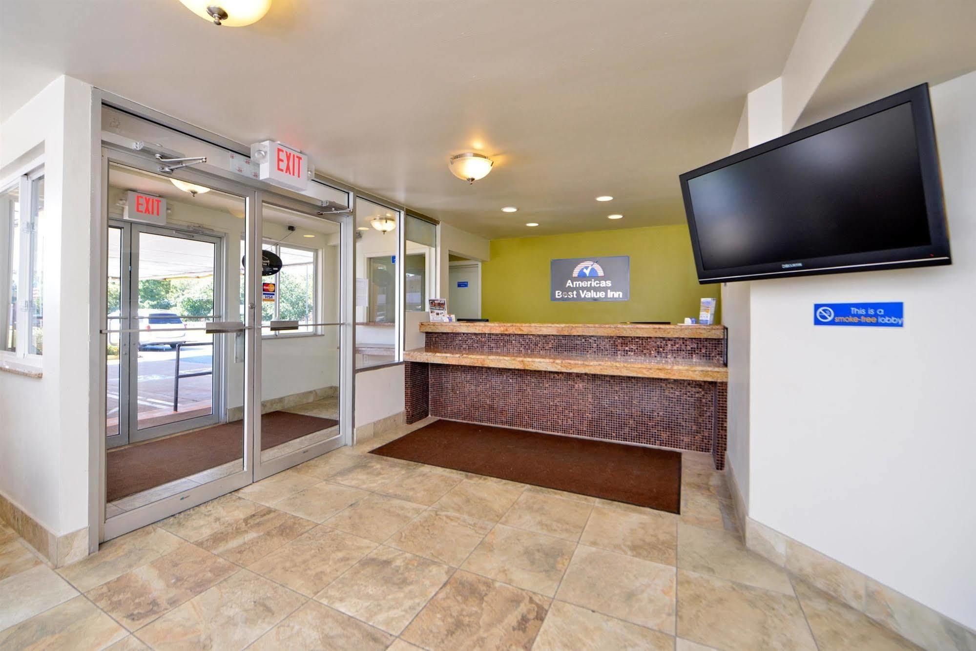 Motel 6 Harrisburg Pa Near Pa Expo Center Экстерьер фото